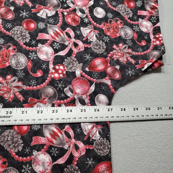 Handmade Vneck Scrub Top Christmas Decoration Theme Red White Silver Black Sz L - Picture 8 of 9
